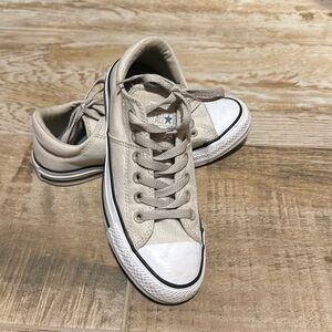 Nude converse